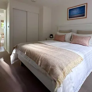  Apartment Sunrise Australia