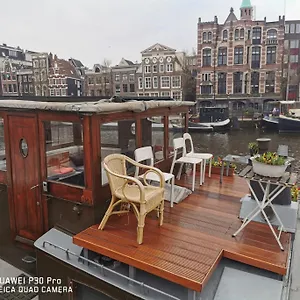 Apartment Waterloo Square River Vieuw Houseboat, Amsterdam